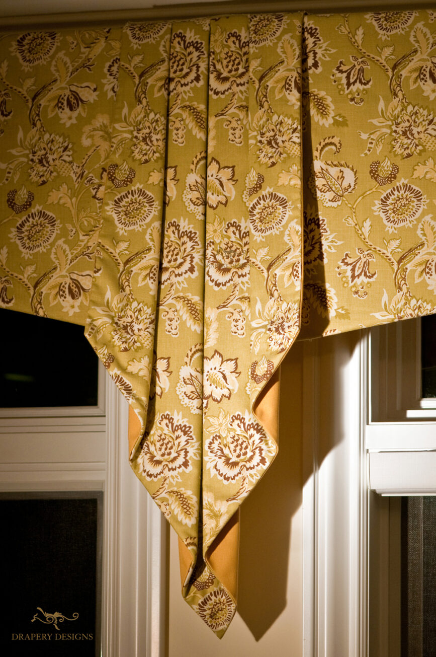 Drapery Designs Cornices 202302 Cornice01