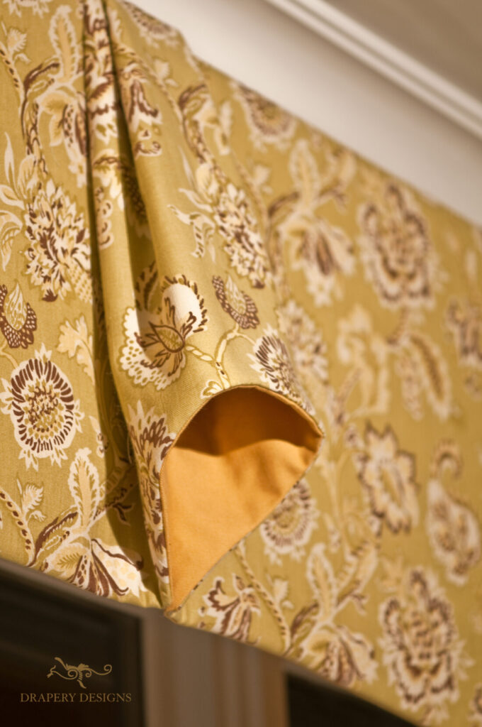 Cornices – Click for More