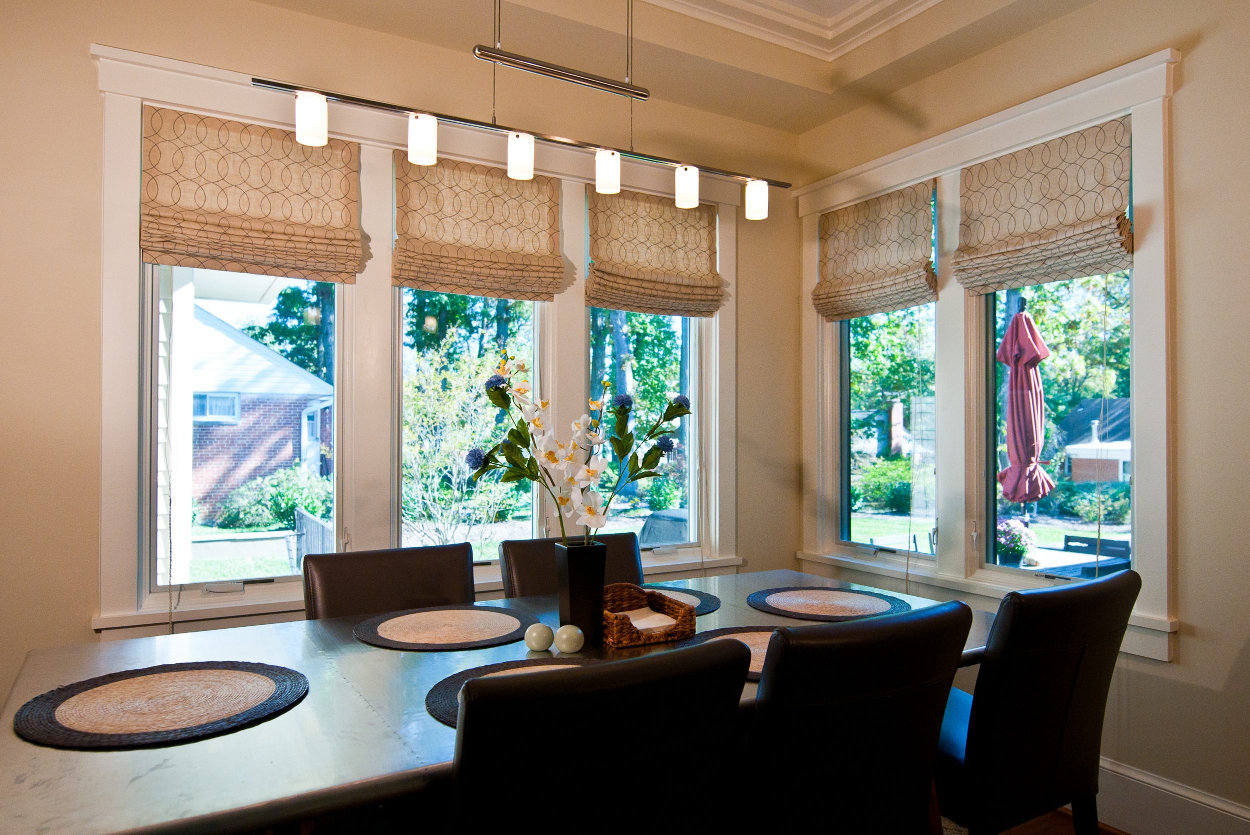 Lined roman shades for modern homes