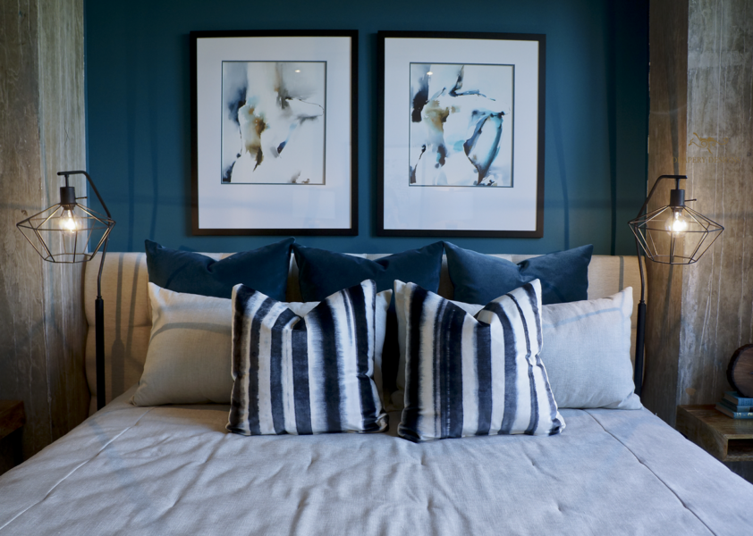 Drapery Designs Bedding 202302 KentlandBedroomPillows012